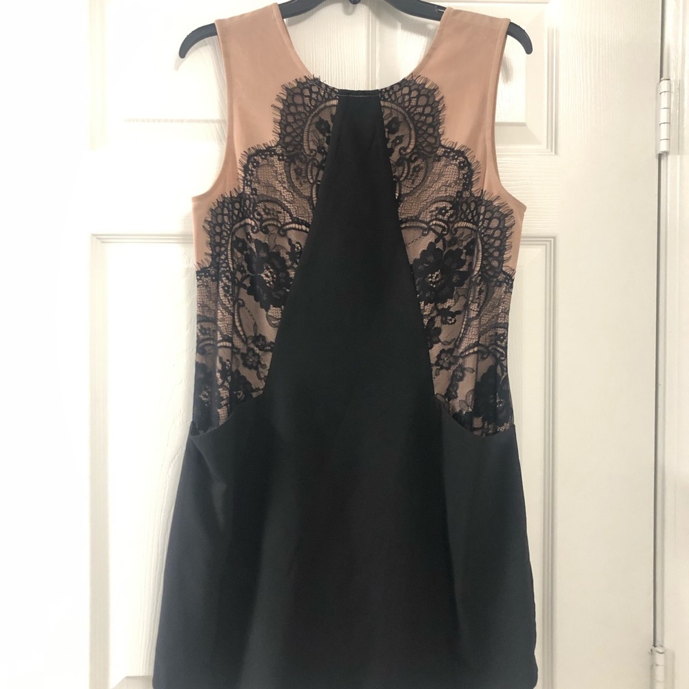 Gianni Bini black & nude cocktail dress. Medium.